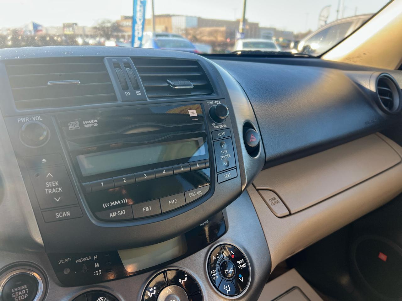 Toyota RAV4 Limited V6 4WD 2010