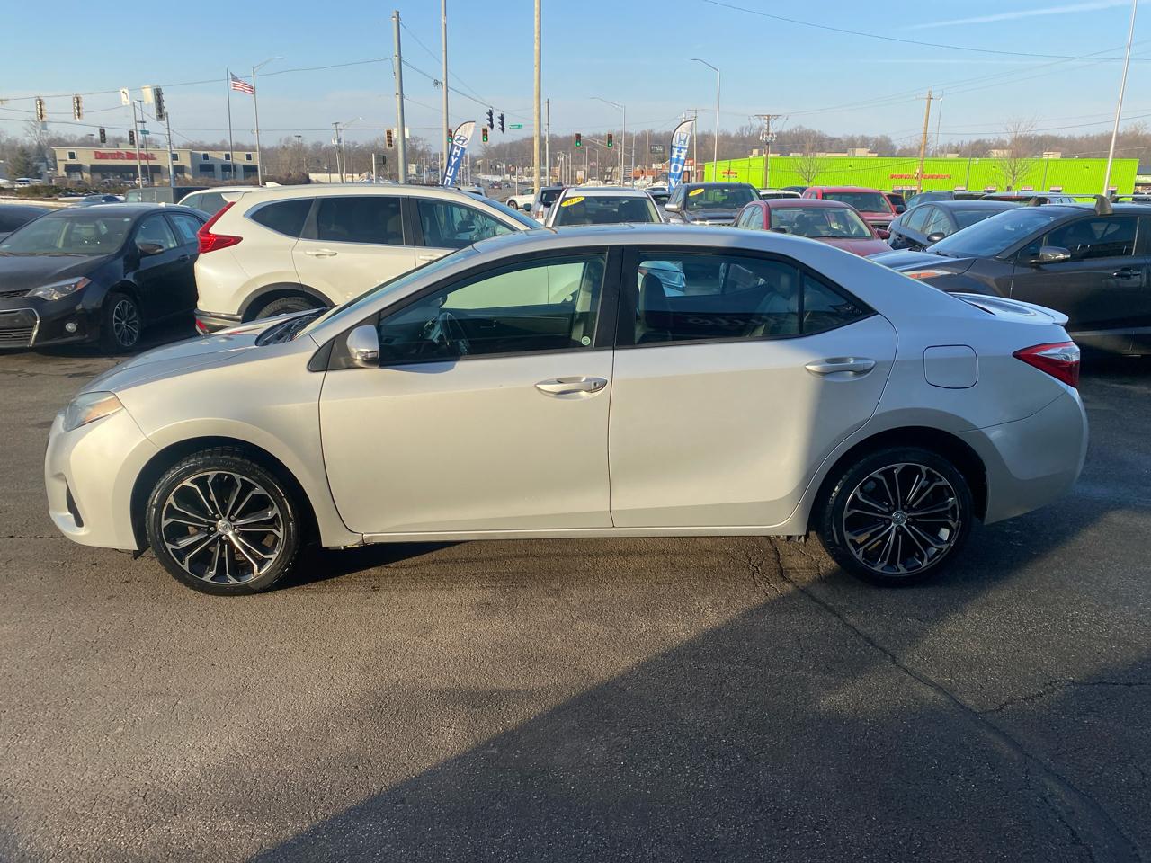 Toyota Corolla S Premium CVT 2014