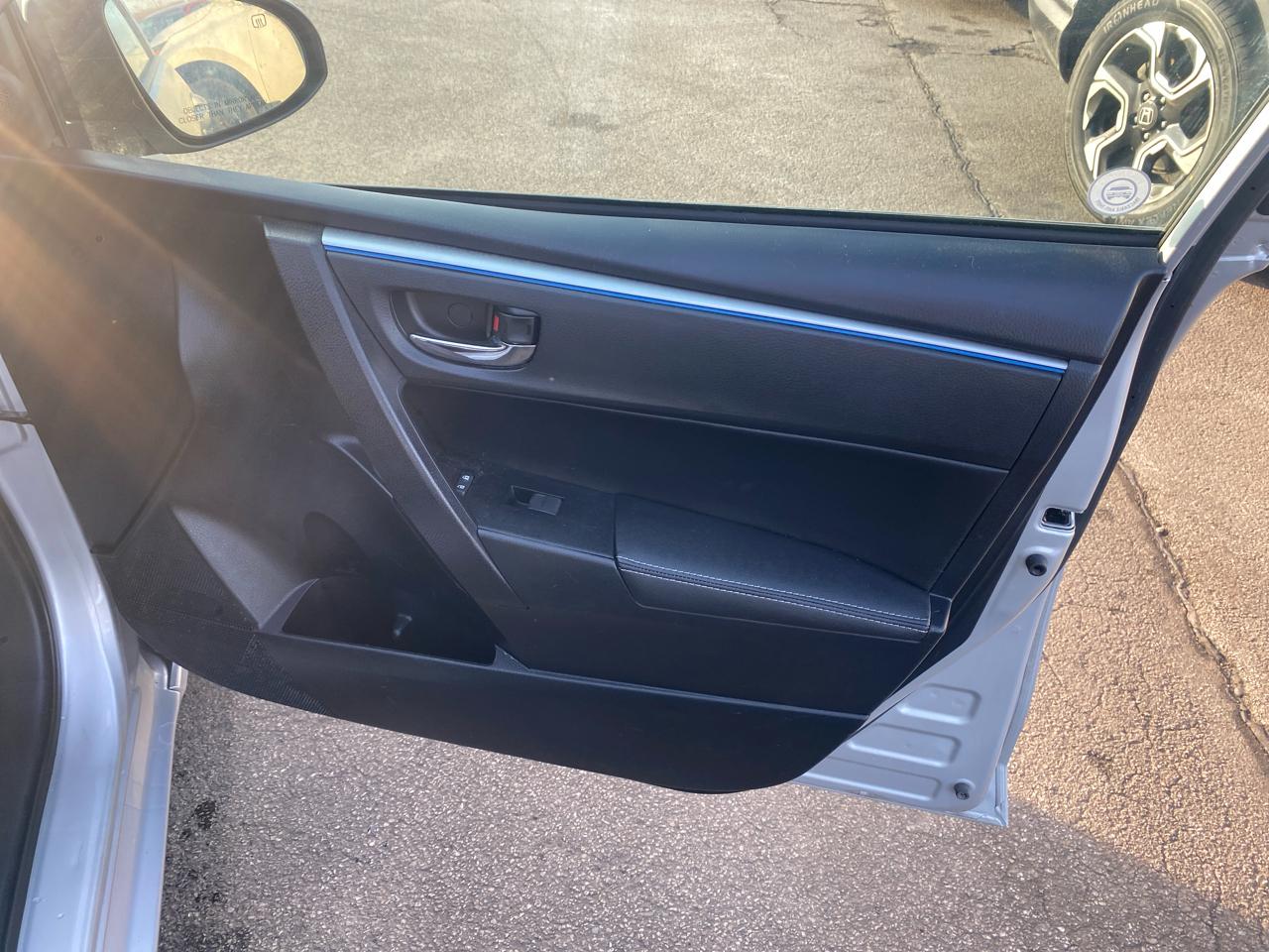 Toyota Corolla S Premium CVT 2014