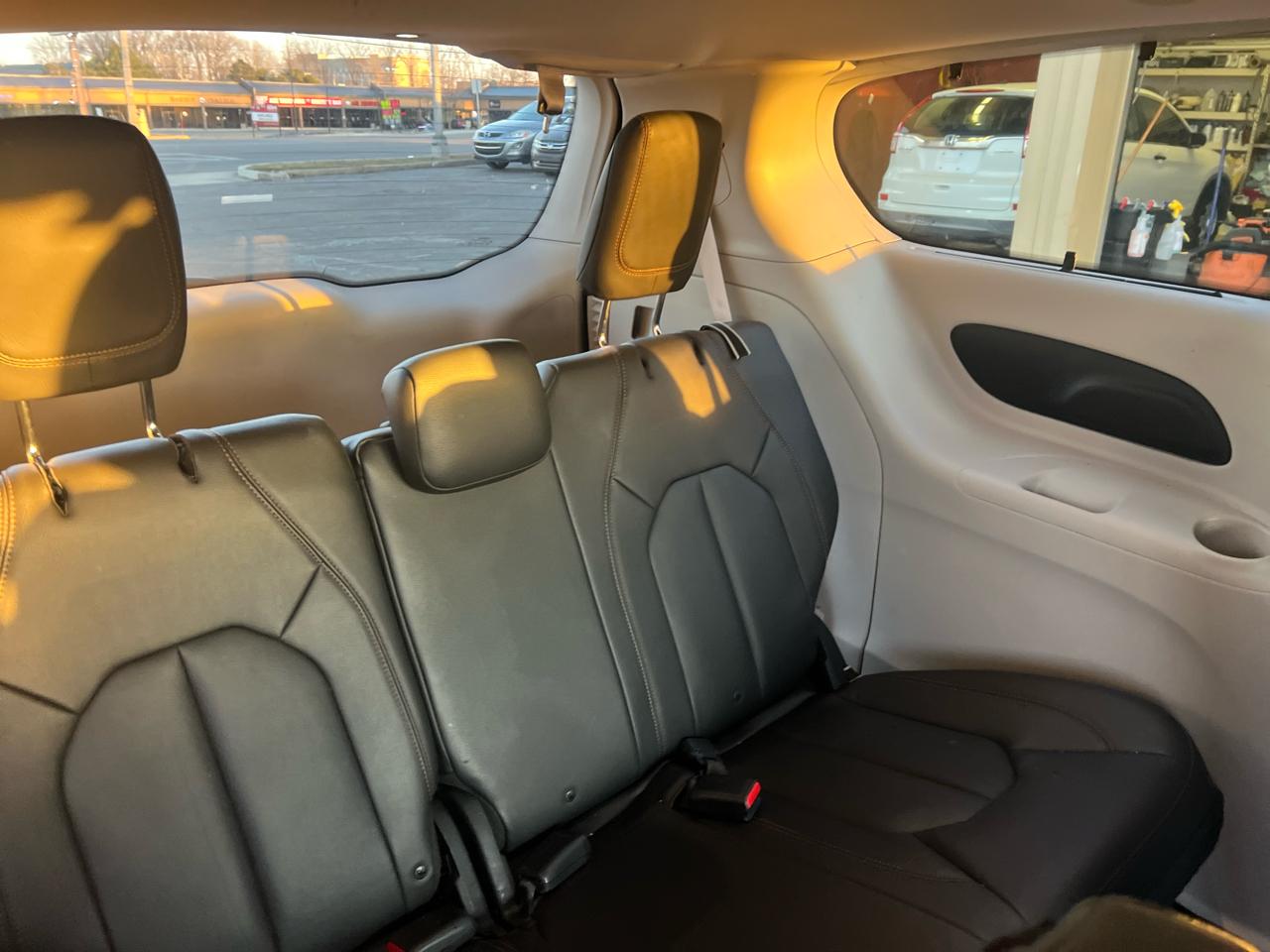 Chrysler Pacifica Touring-L 2017