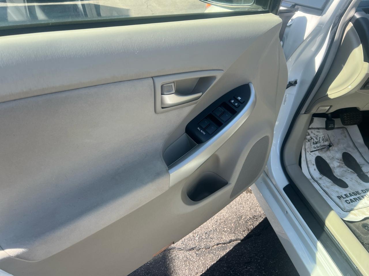 Toyota Prius Prius II 2012