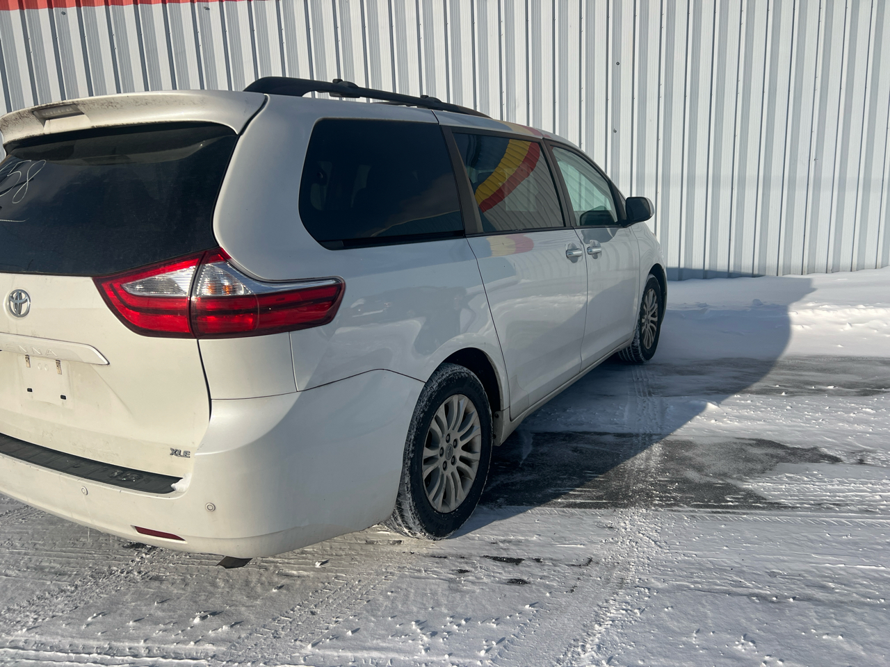 Toyota Sienna Limited Premium 7-Passenger 2017