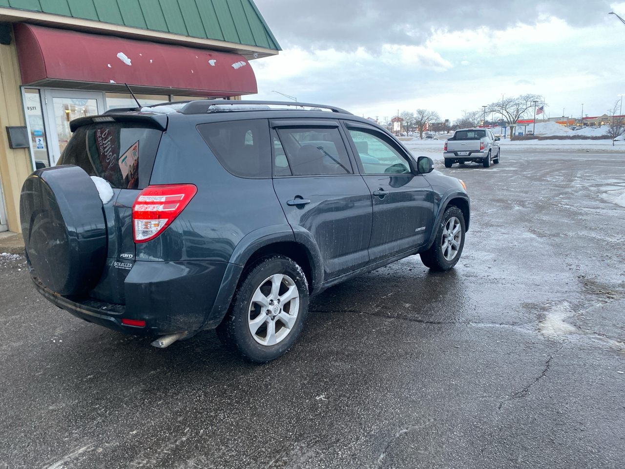 Toyota RAV4 Limited V6 4WD 2012