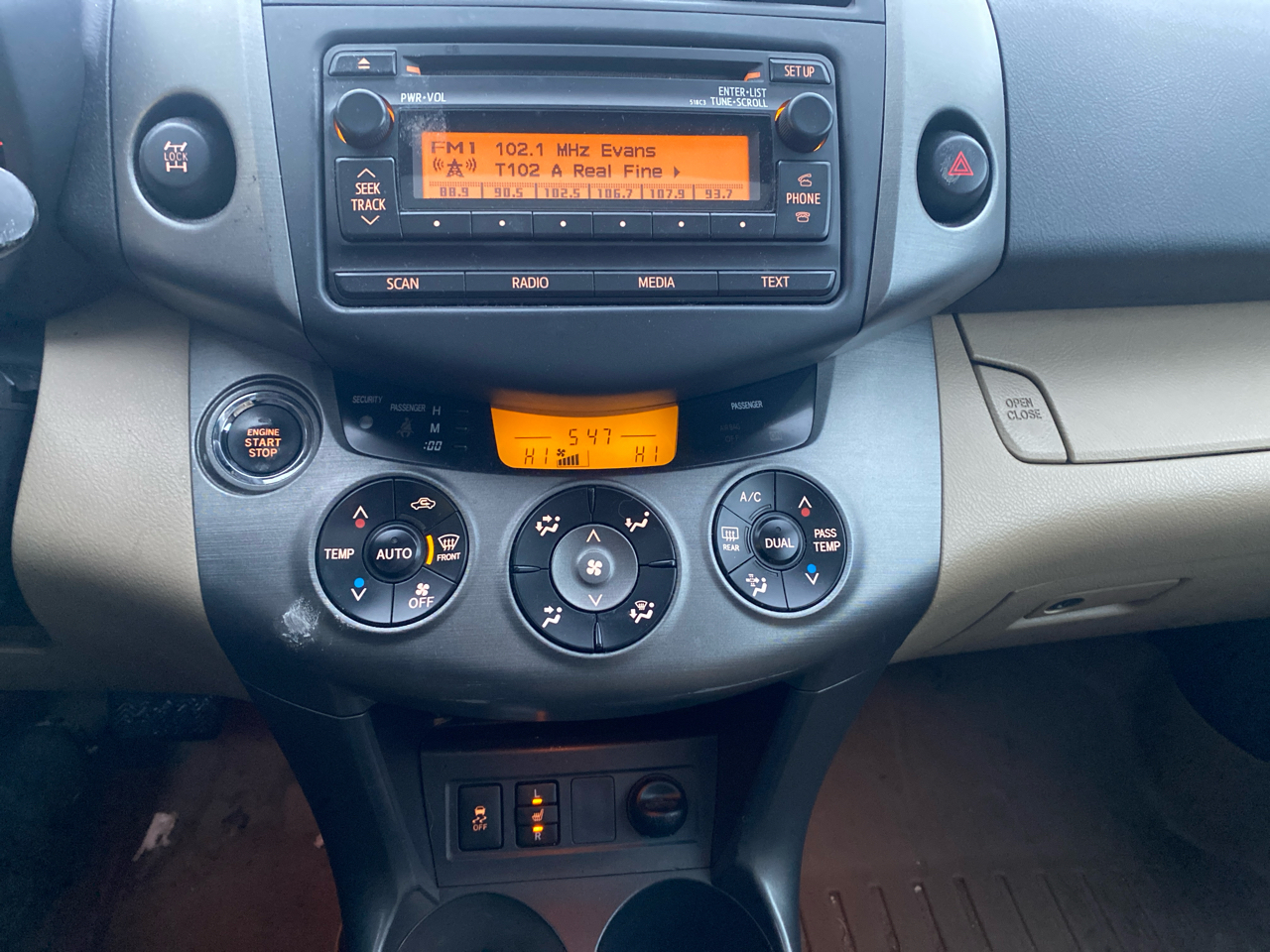 Toyota RAV4 Limited V6 4WD 2012