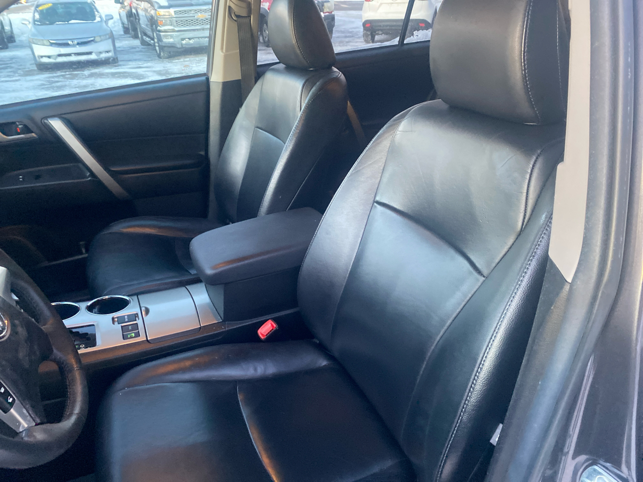 Toyota Highlander SE AWD V6 2012