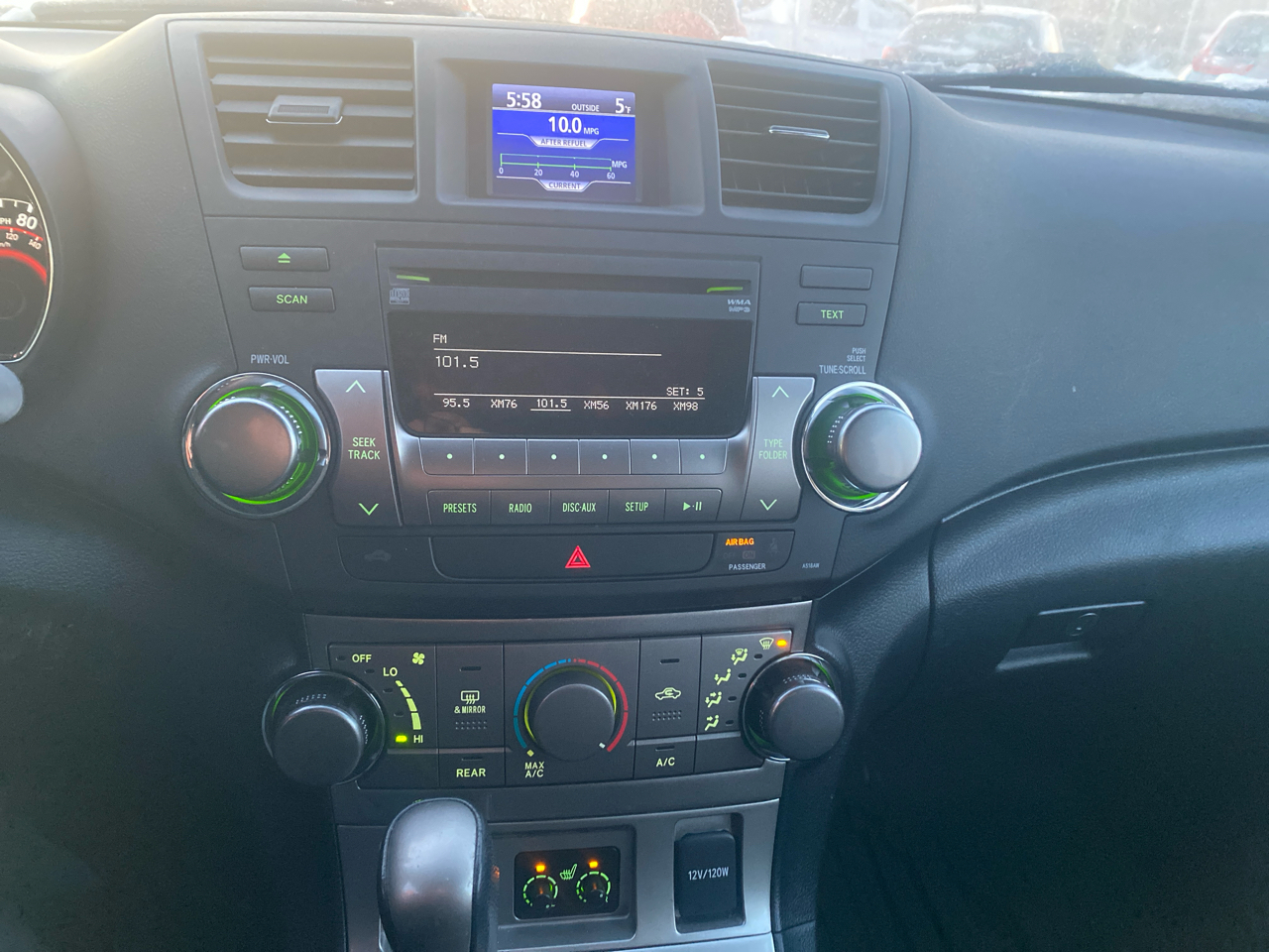 Toyota Highlander SE AWD V6 2012