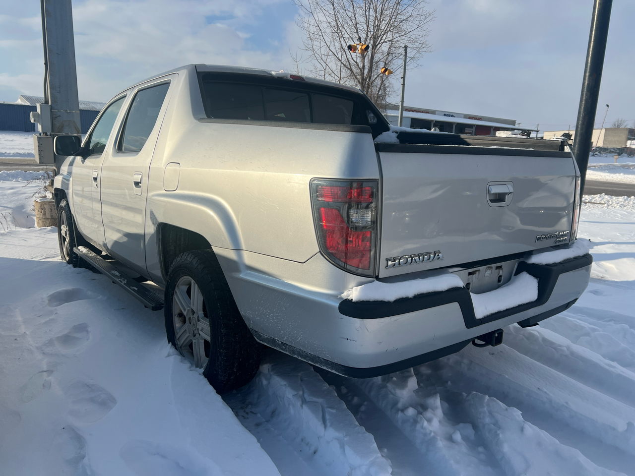 Honda Ridgeline RTL w/ Leather and Navigation 2013