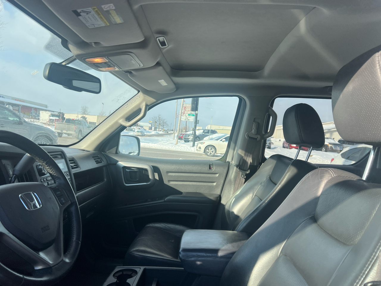 Honda Ridgeline RTL w/ Leather and Navigation 2013