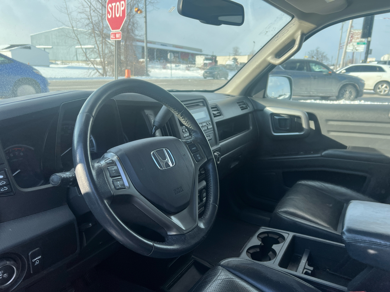 Honda Ridgeline RTL w/ Leather and Navigation 2013