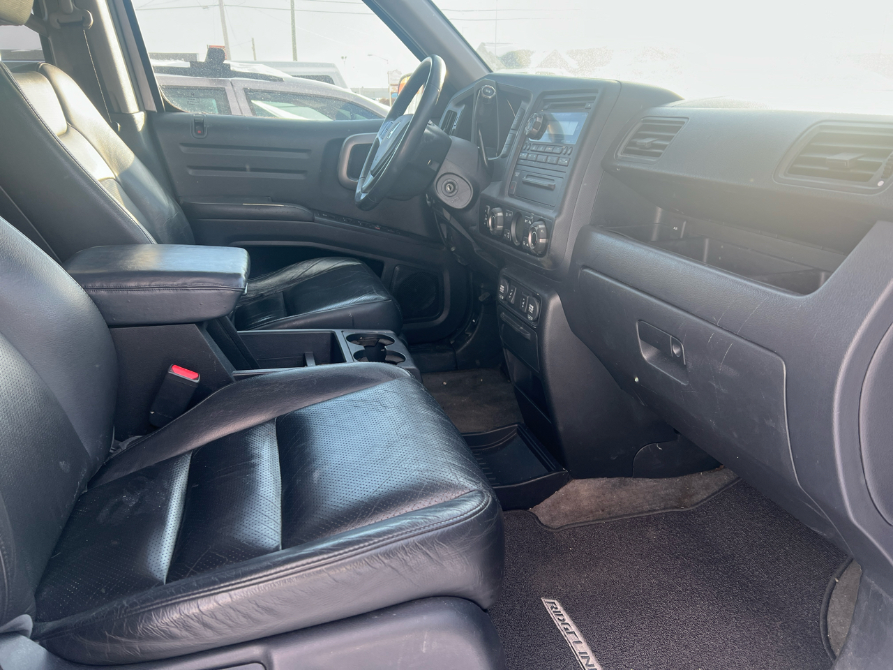 Honda Ridgeline RTL w/ Leather and Navigation 2013