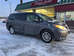 2012 Toyota Sienna 