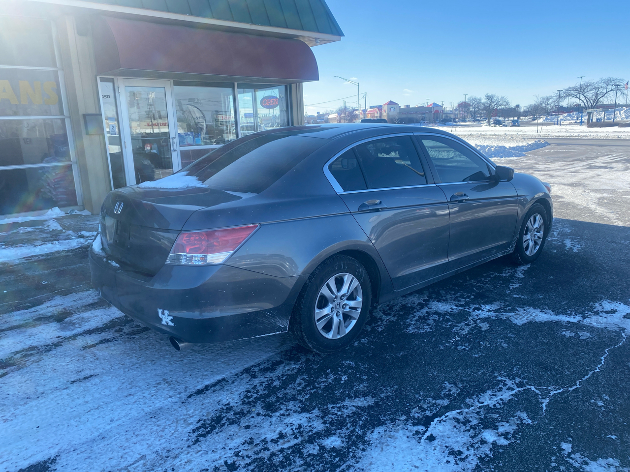 Honda Accord LX-P Sedan AT 2010