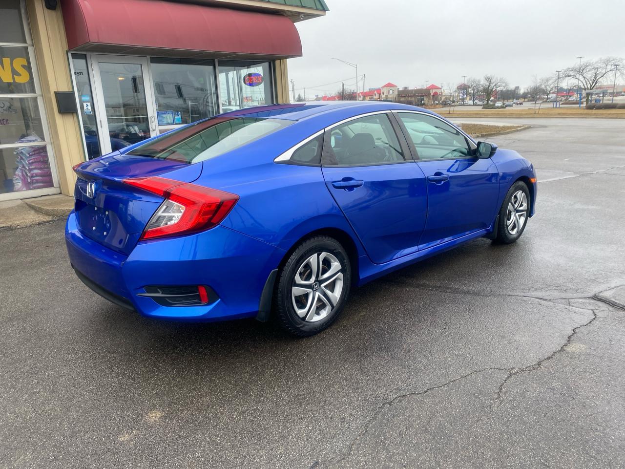 Honda Civic LX Sedan CVT 2016