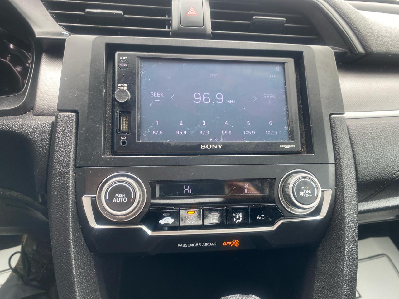 Honda Civic LX Sedan CVT 2016