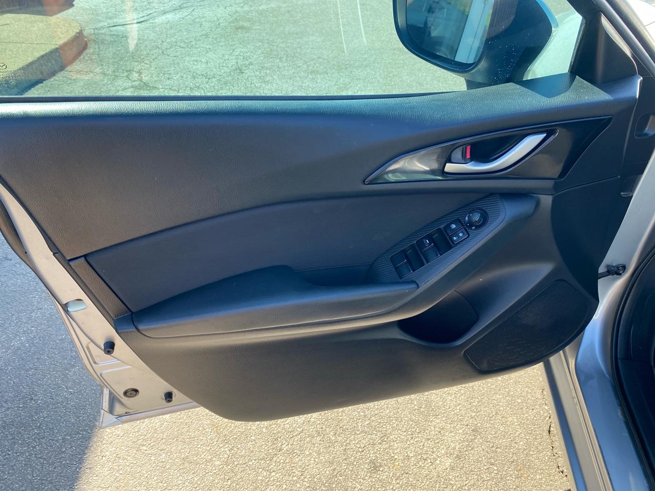 Mazda MAZDA3 i Touring AT 4-Door 2014