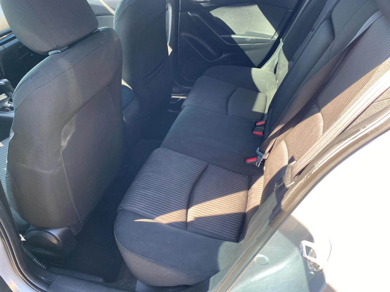 Mazda MAZDA3 i Touring AT 4-Door 2014