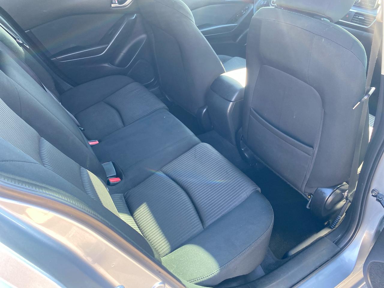 Mazda MAZDA3 i Touring AT 4-Door 2014