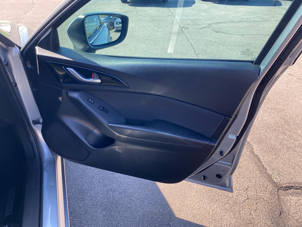 Mazda MAZDA3 i Touring AT 4-Door 2014