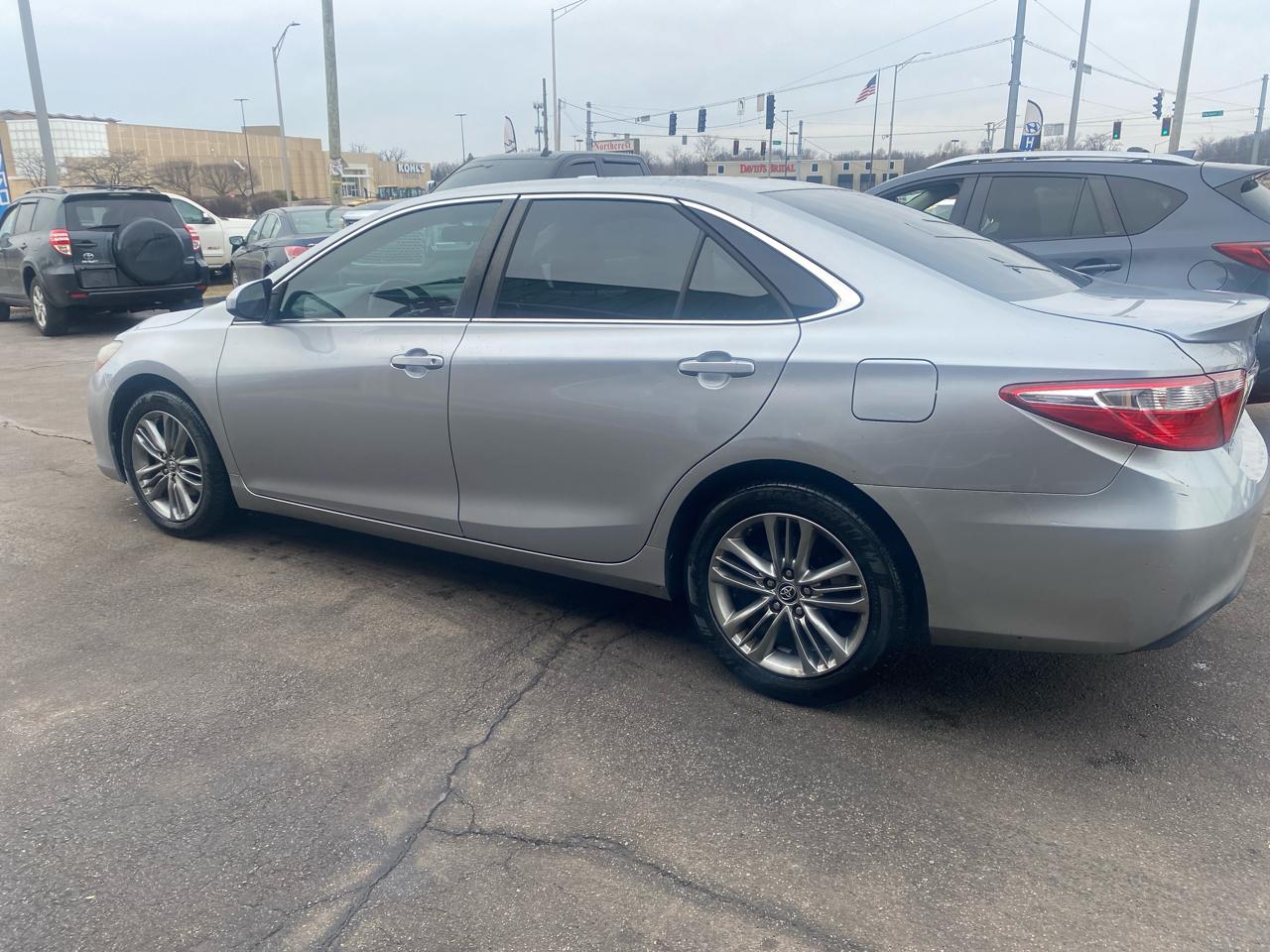 Toyota Camry SE 2015