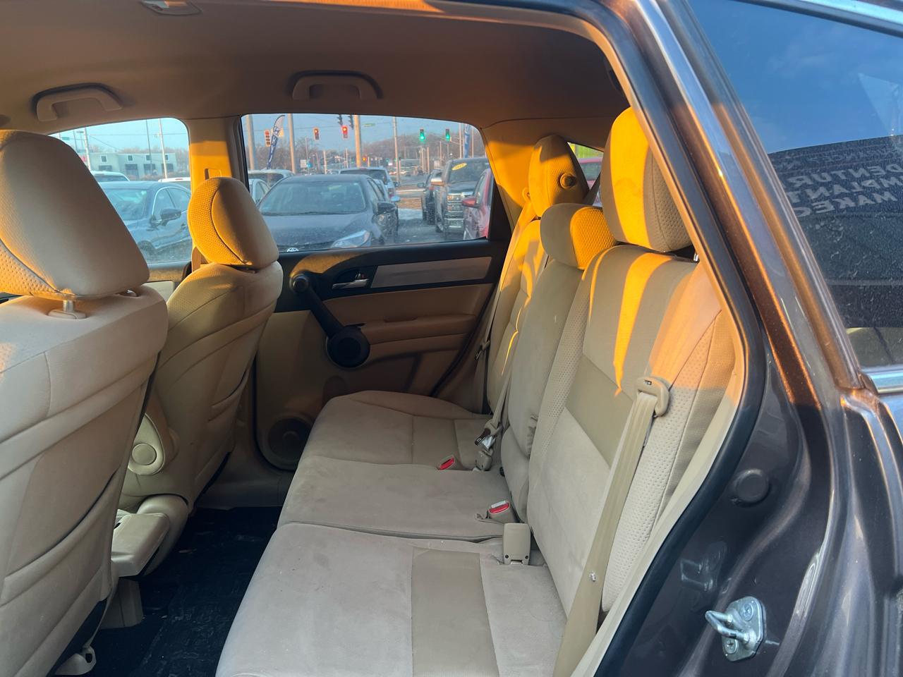 Honda CR-V SE 4WD 5-Speed AT 2011