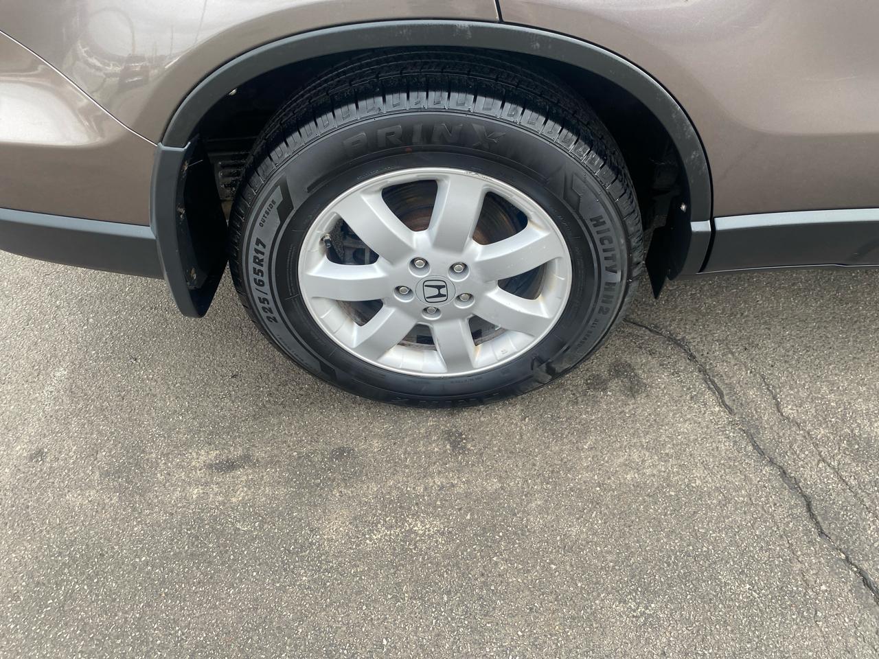 Honda CR-V SE 4WD 5-Speed AT 2011