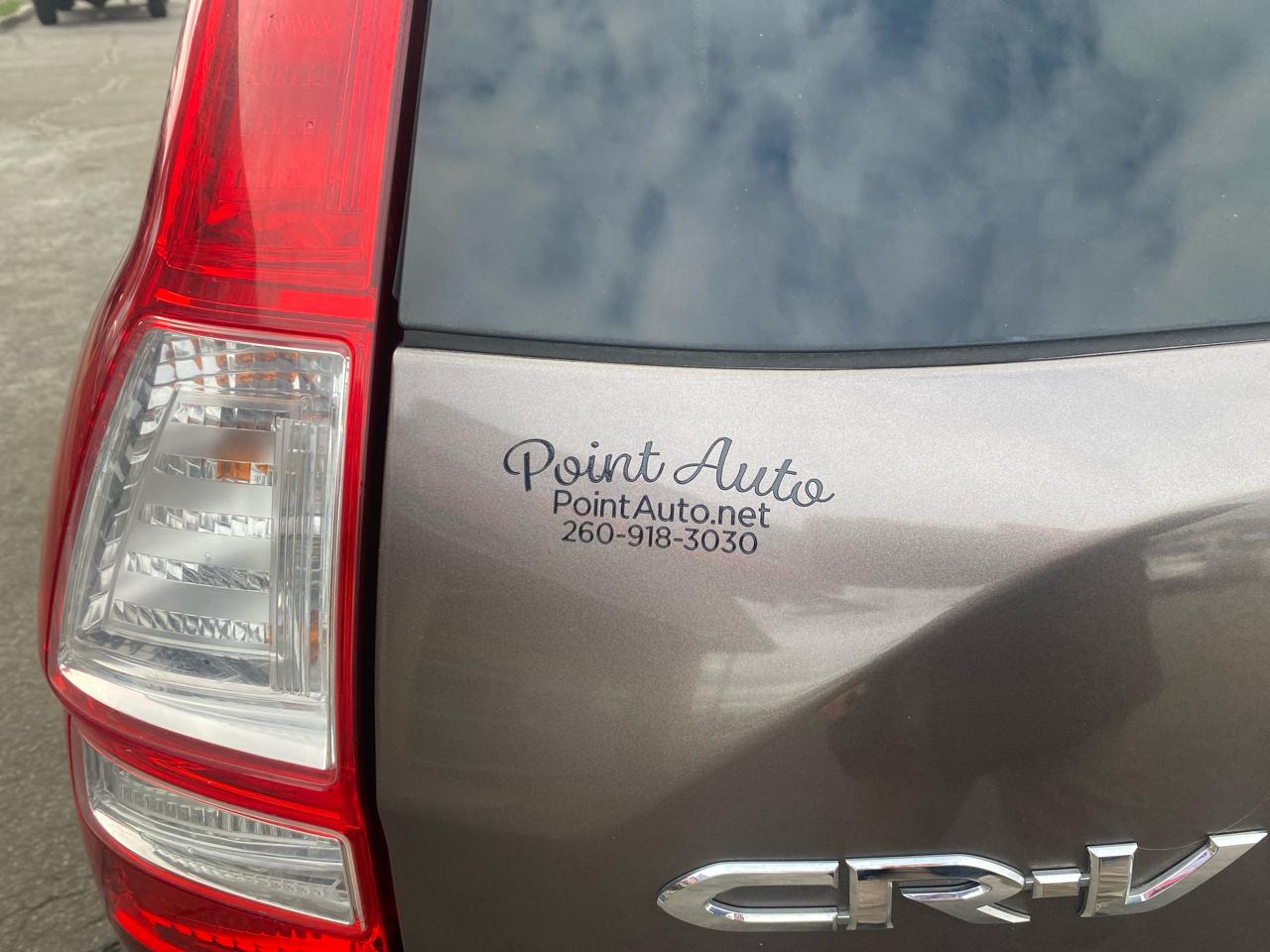 Honda CR-V SE 4WD 5-Speed AT 2011