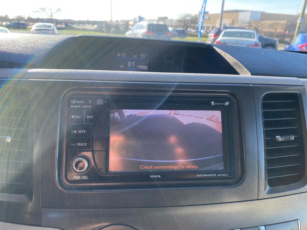 Toyota Sienna XLE FWD 8-Passenger V6 2013