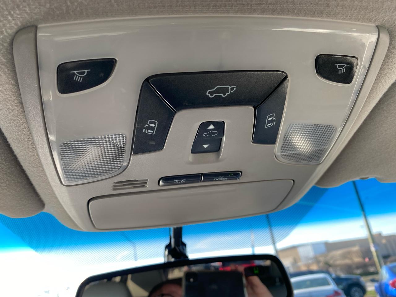 Toyota Sienna XLE FWD 8-Passenger V6 2013