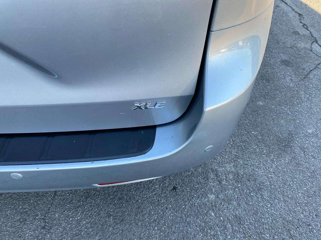 Toyota Sienna XLE FWD 8-Passenger V6 2013