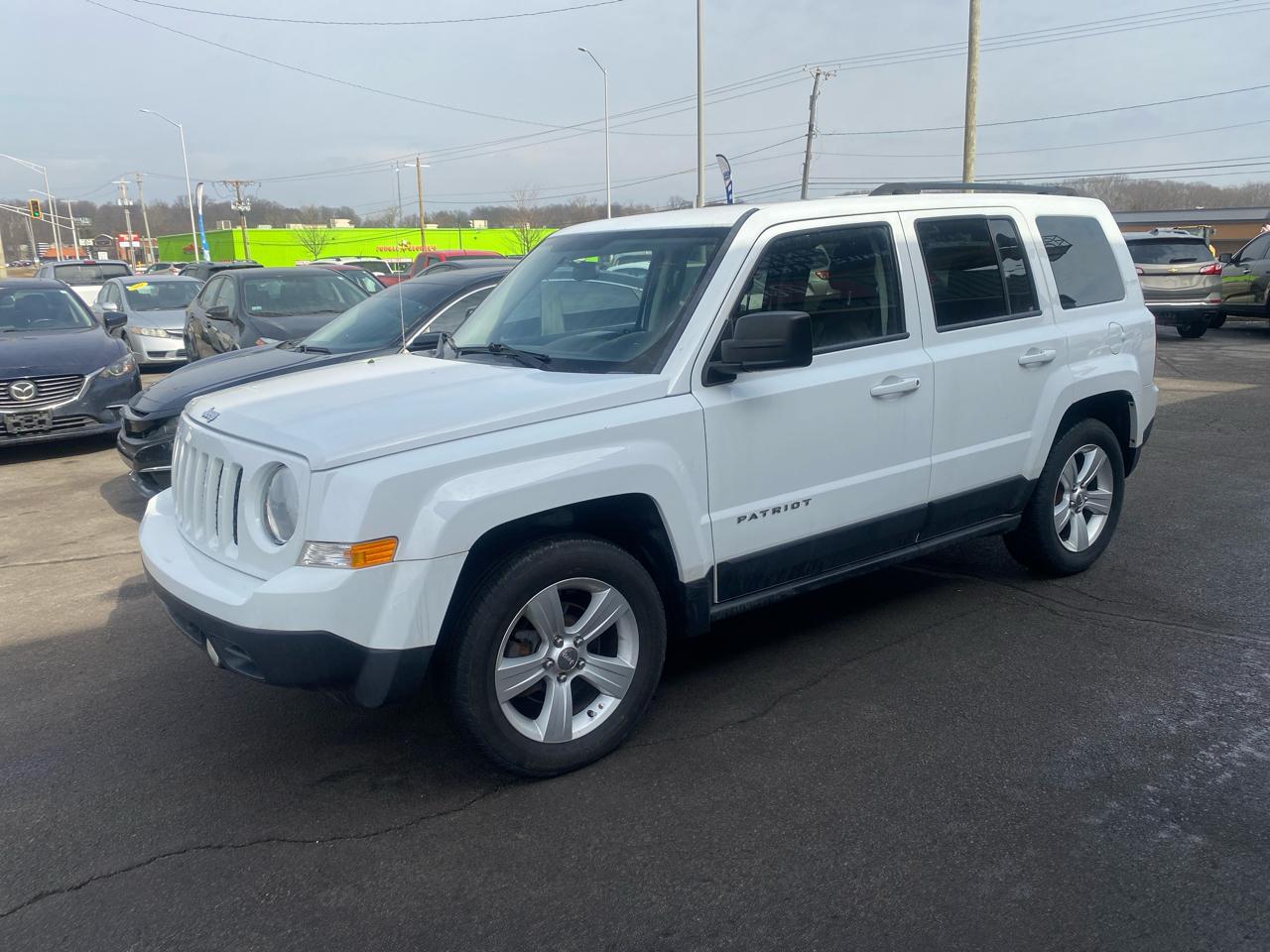 Jeep Patriot Latitude 2WD 2015