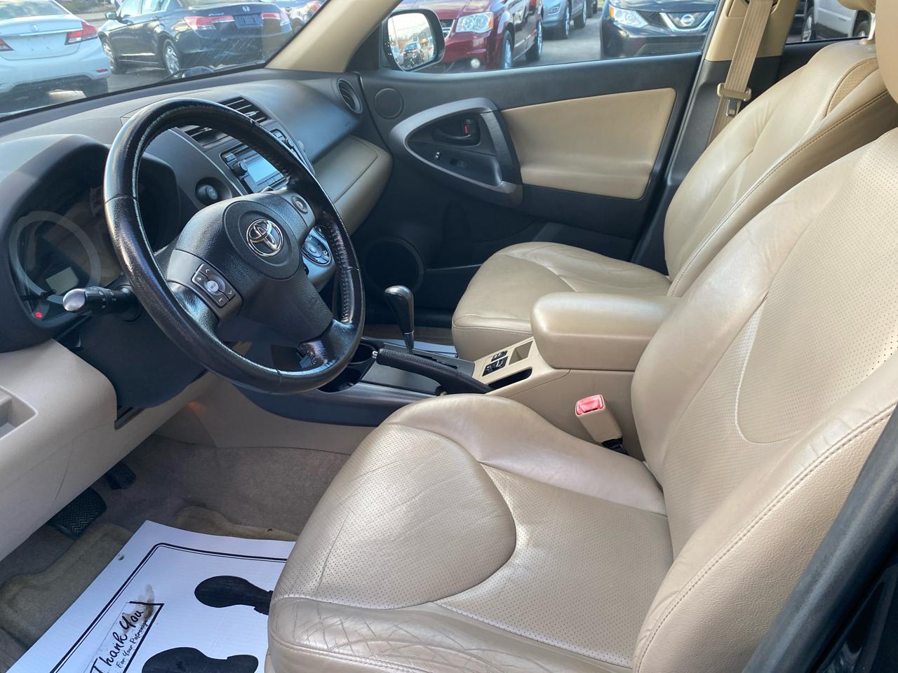 Toyota RAV4 Limited I4 4WD 2012