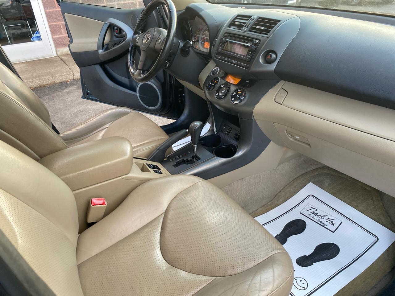 Toyota RAV4 Limited I4 4WD 2012