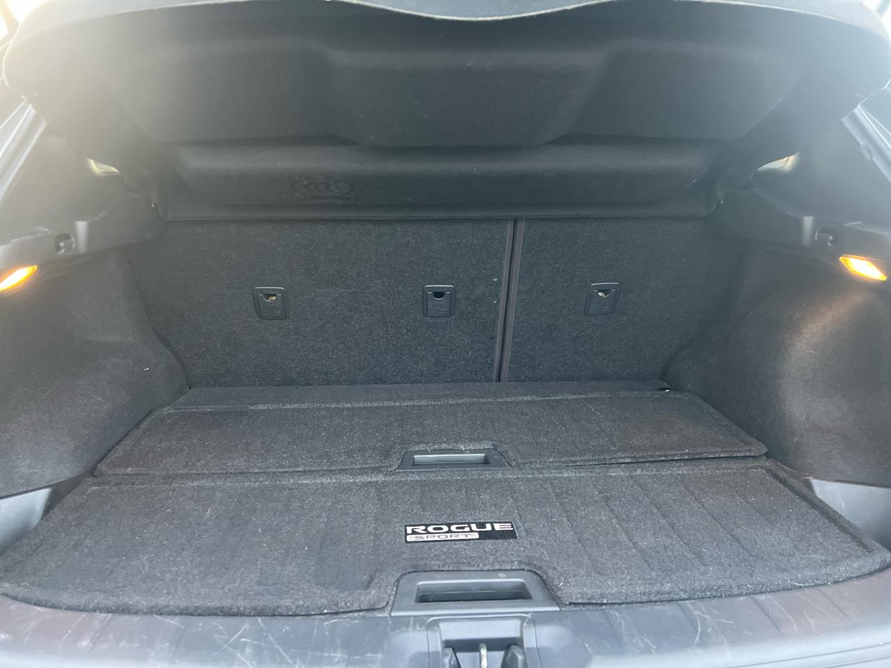 Nissan Rogue Sport S 2019