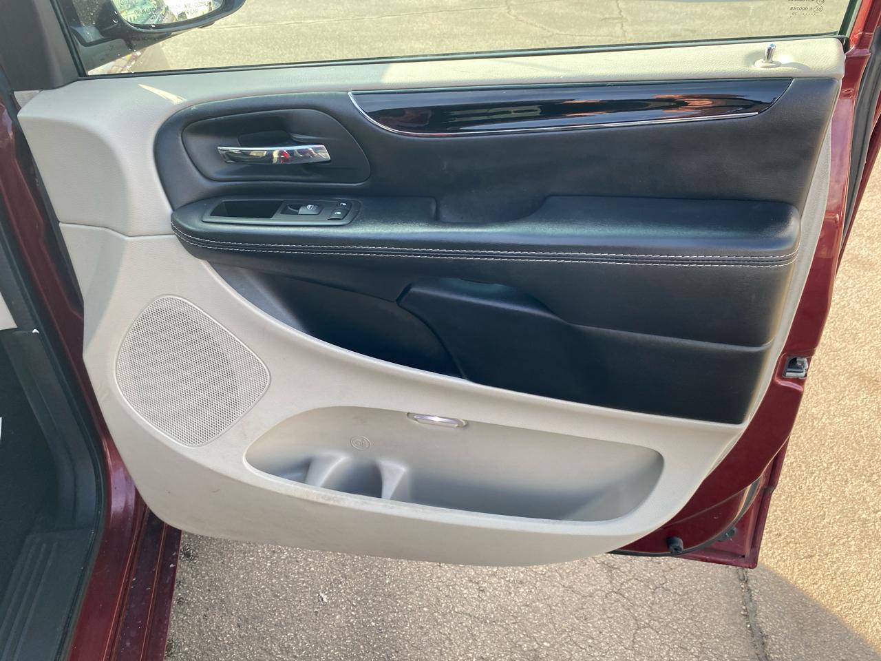 Dodge Grand Caravan SXT 2020