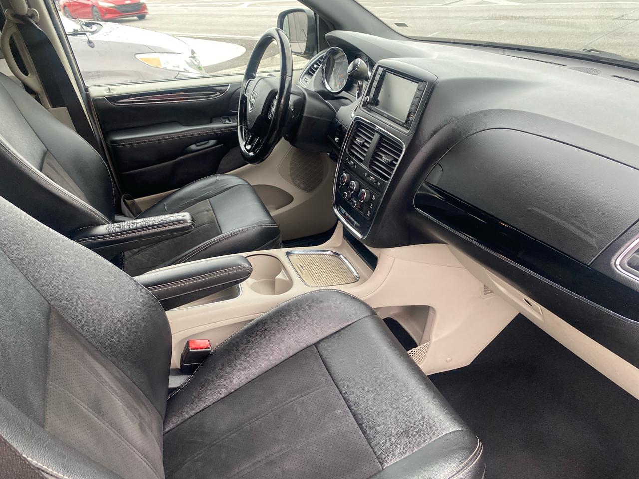 Dodge Grand Caravan SXT 2020