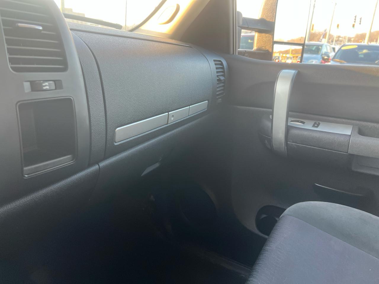 Chevrolet Silverado 2500HD LT1 Ext. Cab Long Box 4WD 2009