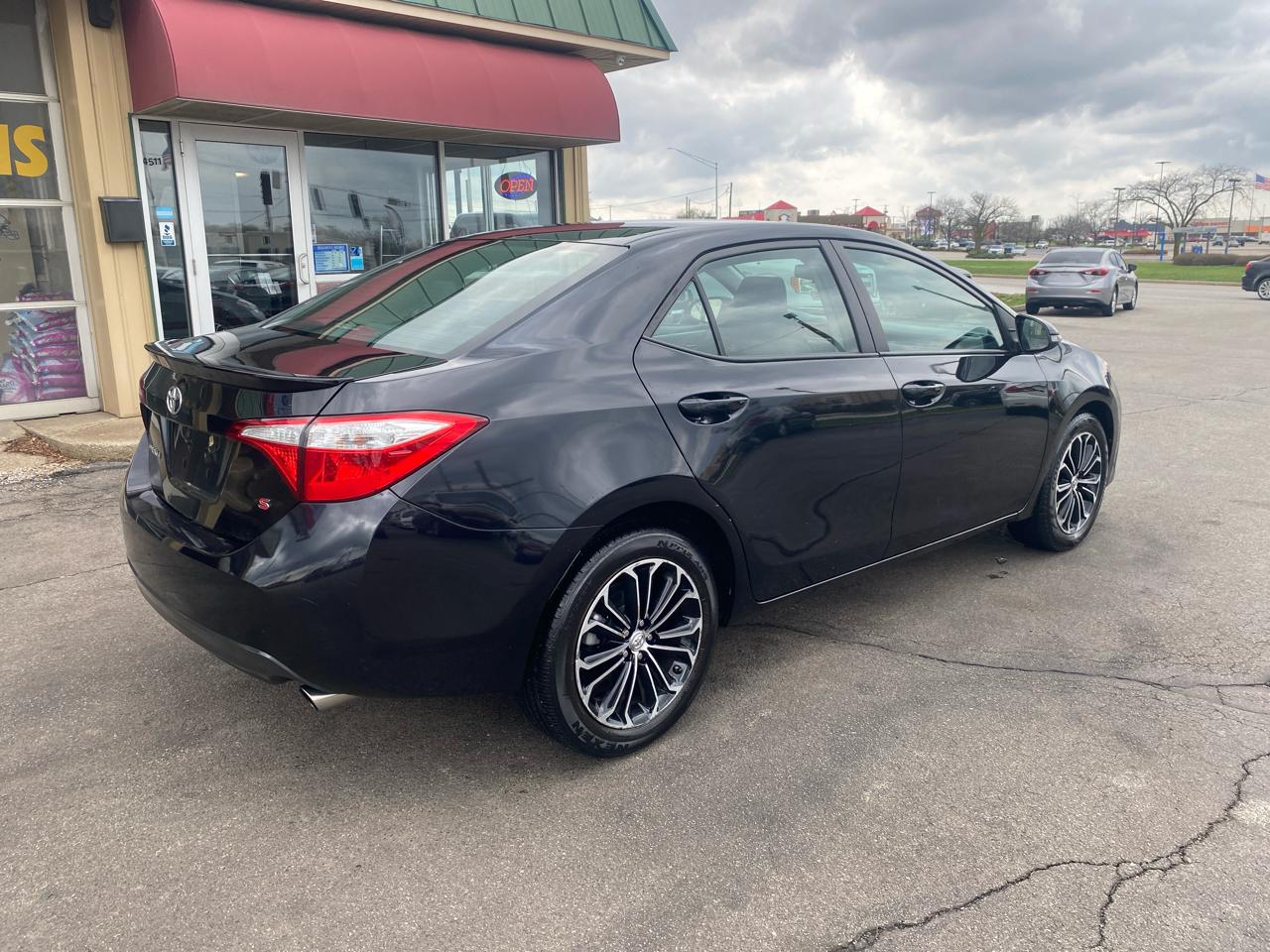 Toyota Corolla S Premium CVT 2015