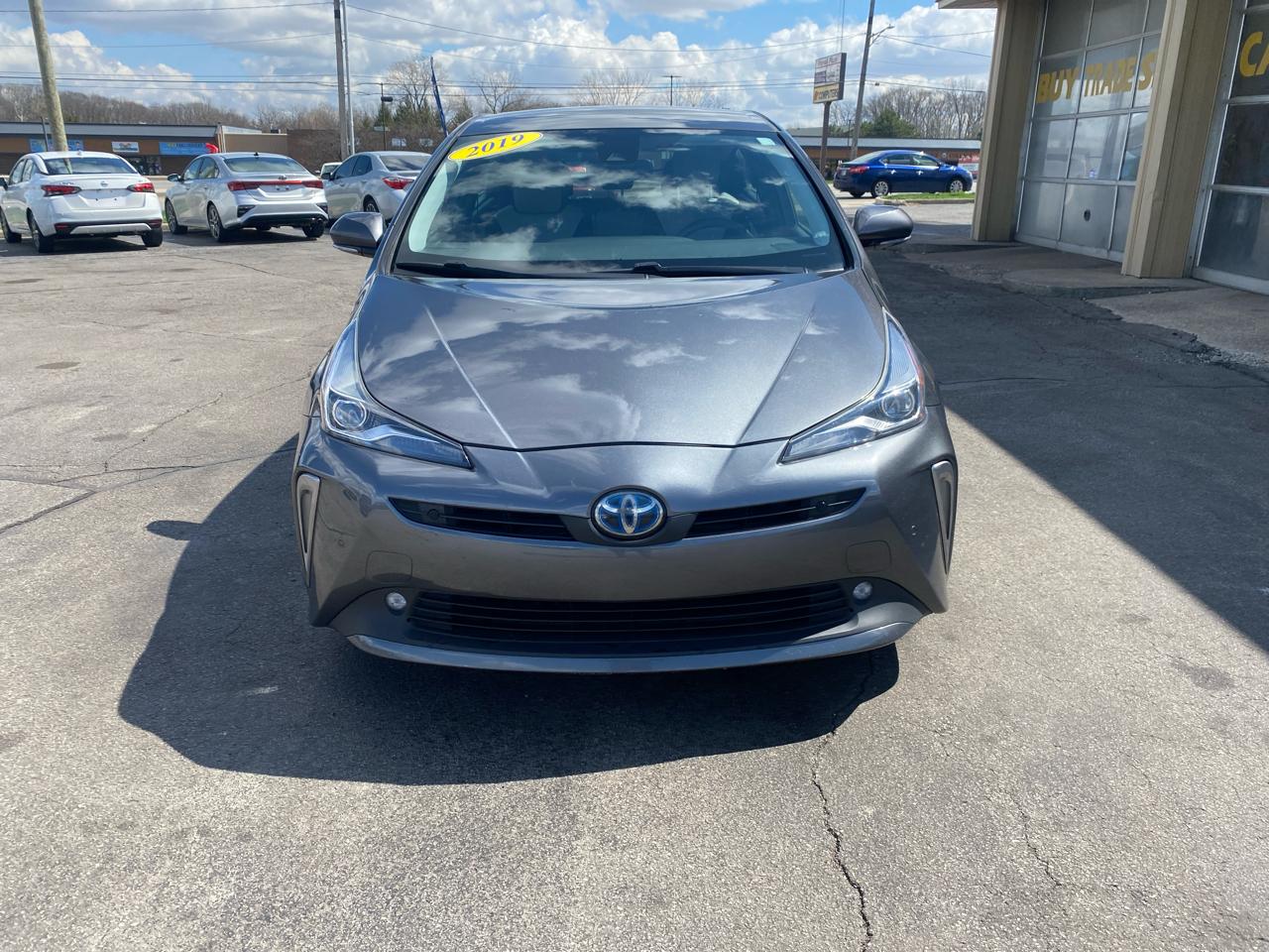 Toyota Prius XLE AWD-e 2019