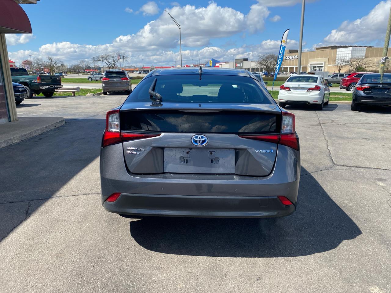 Toyota Prius XLE AWD-e 2019