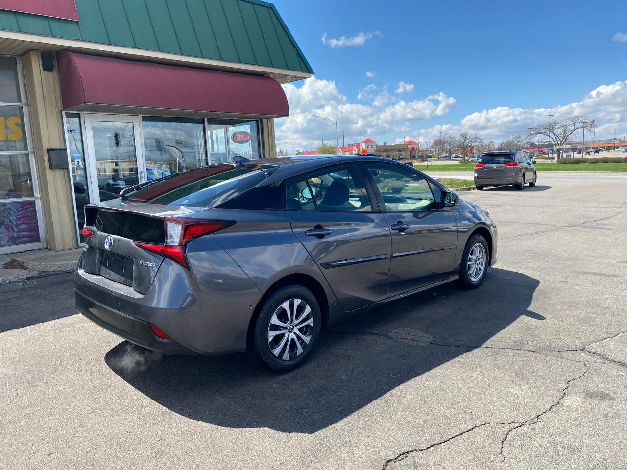 Toyota Prius XLE AWD-e 2019