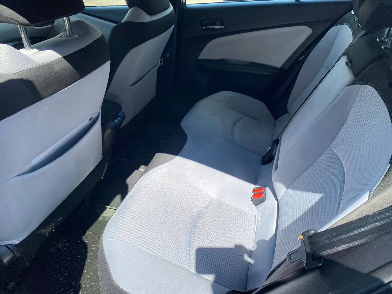 Toyota Prius XLE AWD-e 2019