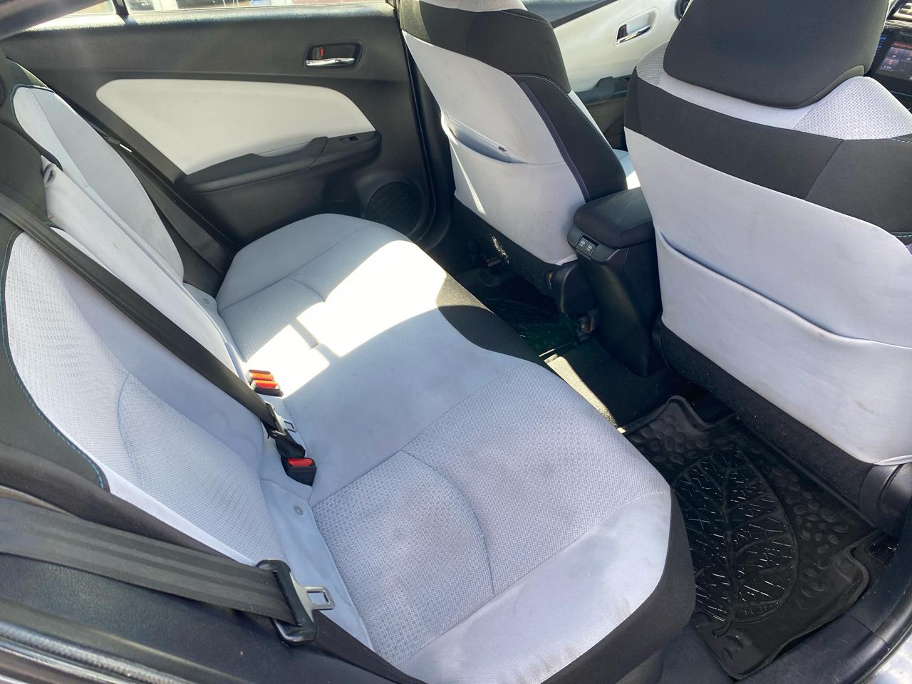 Toyota Prius XLE AWD-e 2019