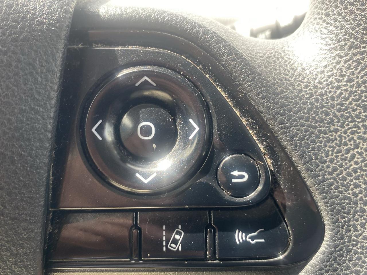 Toyota Prius XLE AWD-e 2019