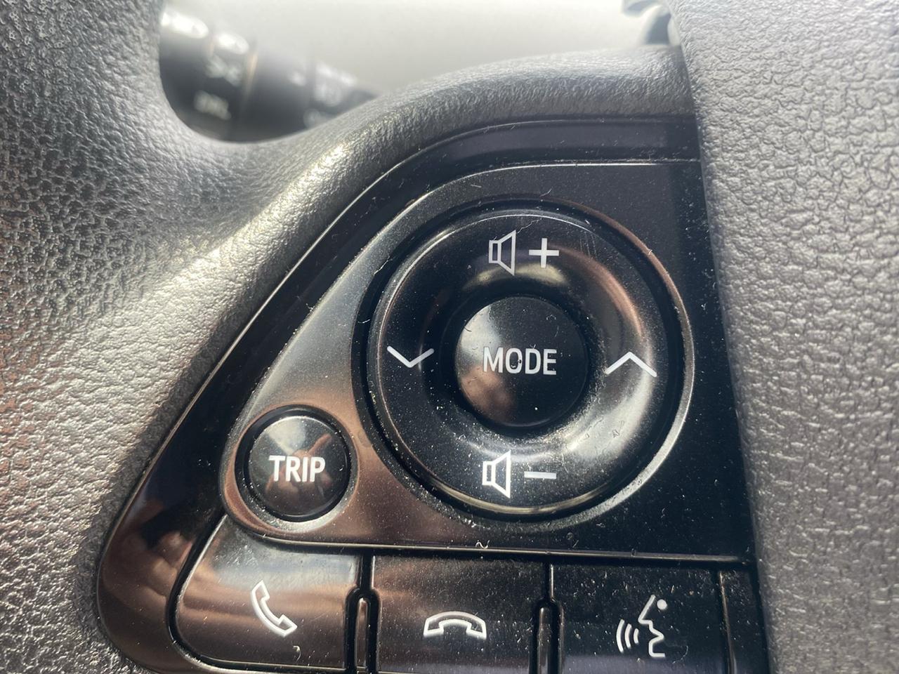 Toyota Prius XLE AWD-e 2019