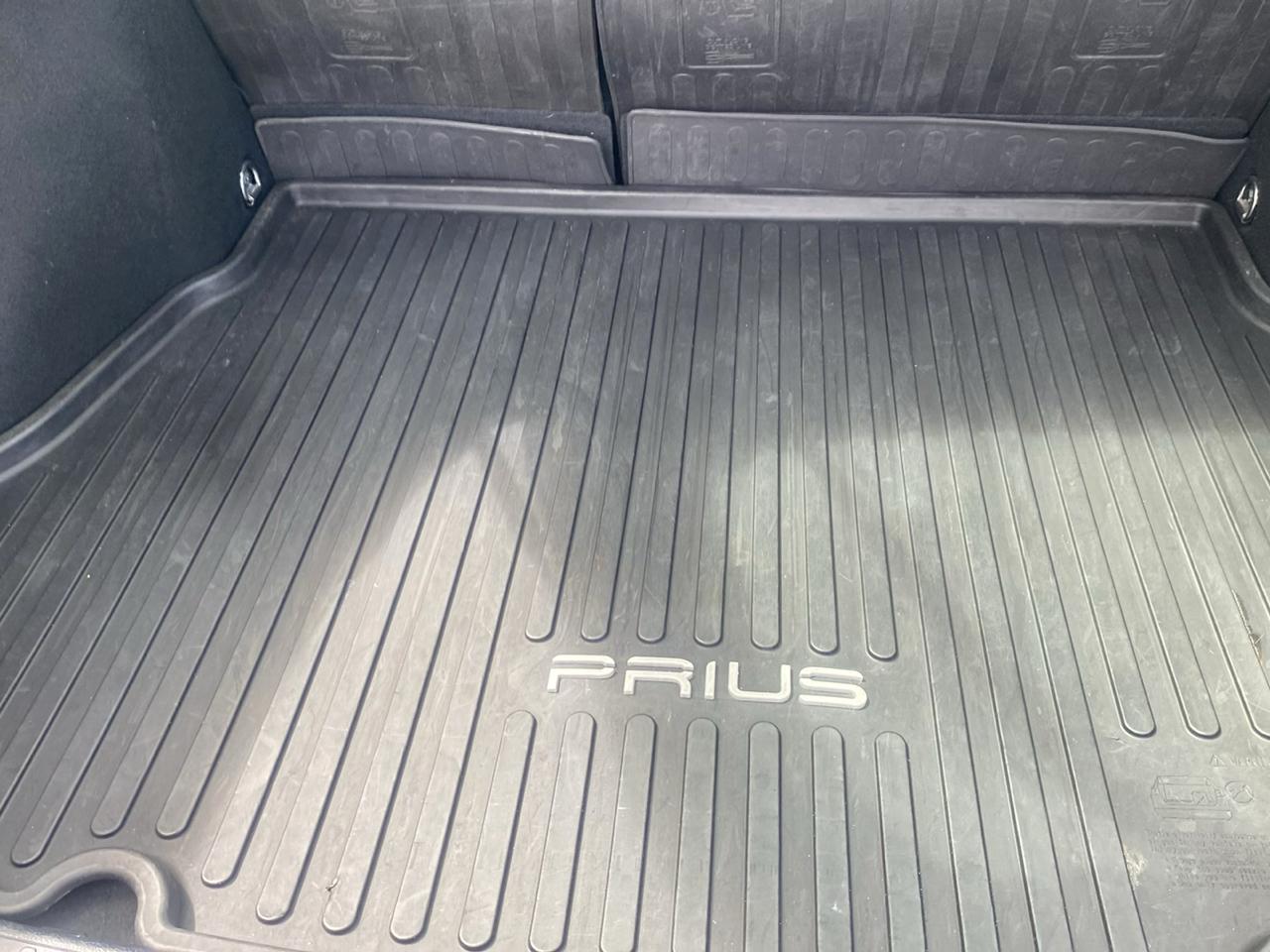 Toyota Prius XLE AWD-e 2019