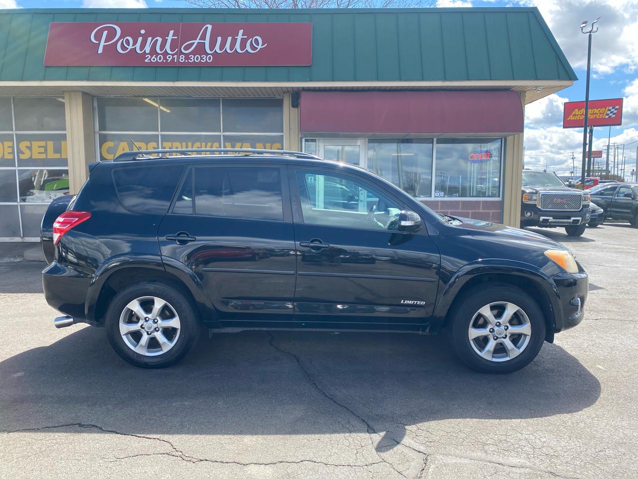 Toyota RAV4 Limited V6 2WD 2010