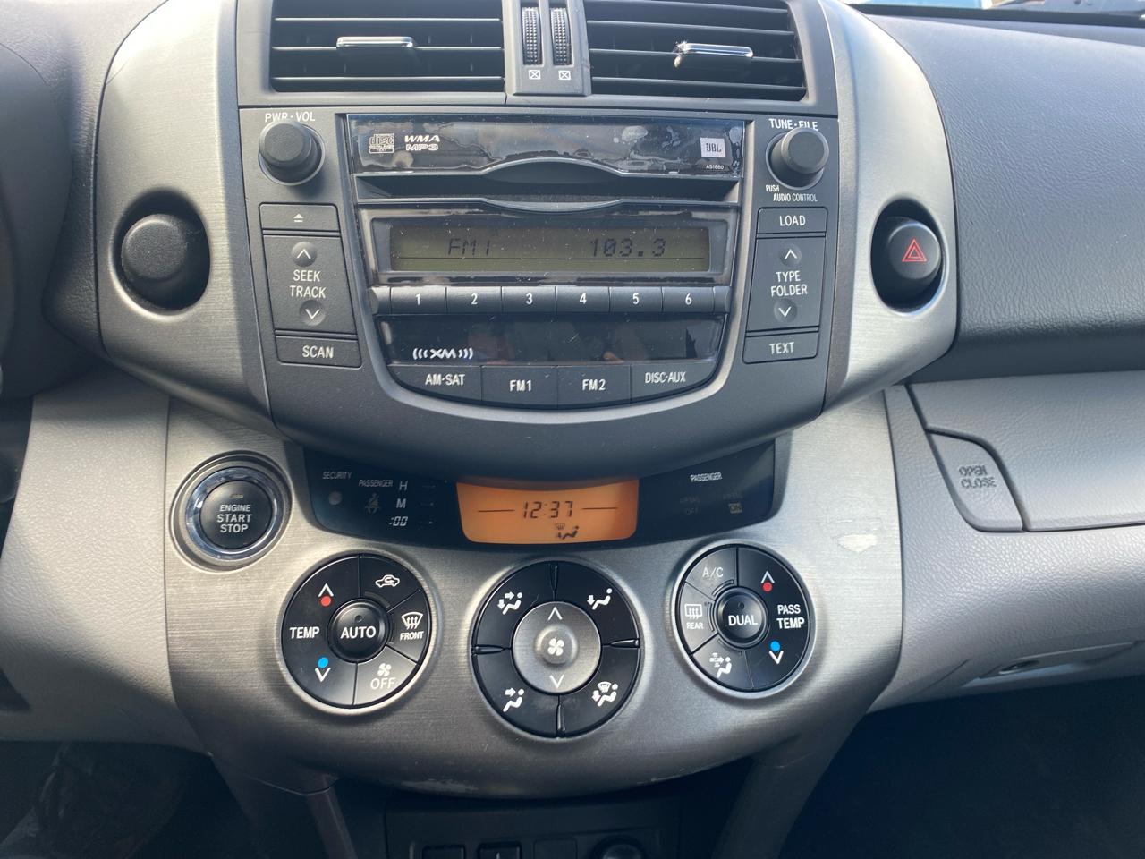 Toyota RAV4 Limited V6 2WD 2010