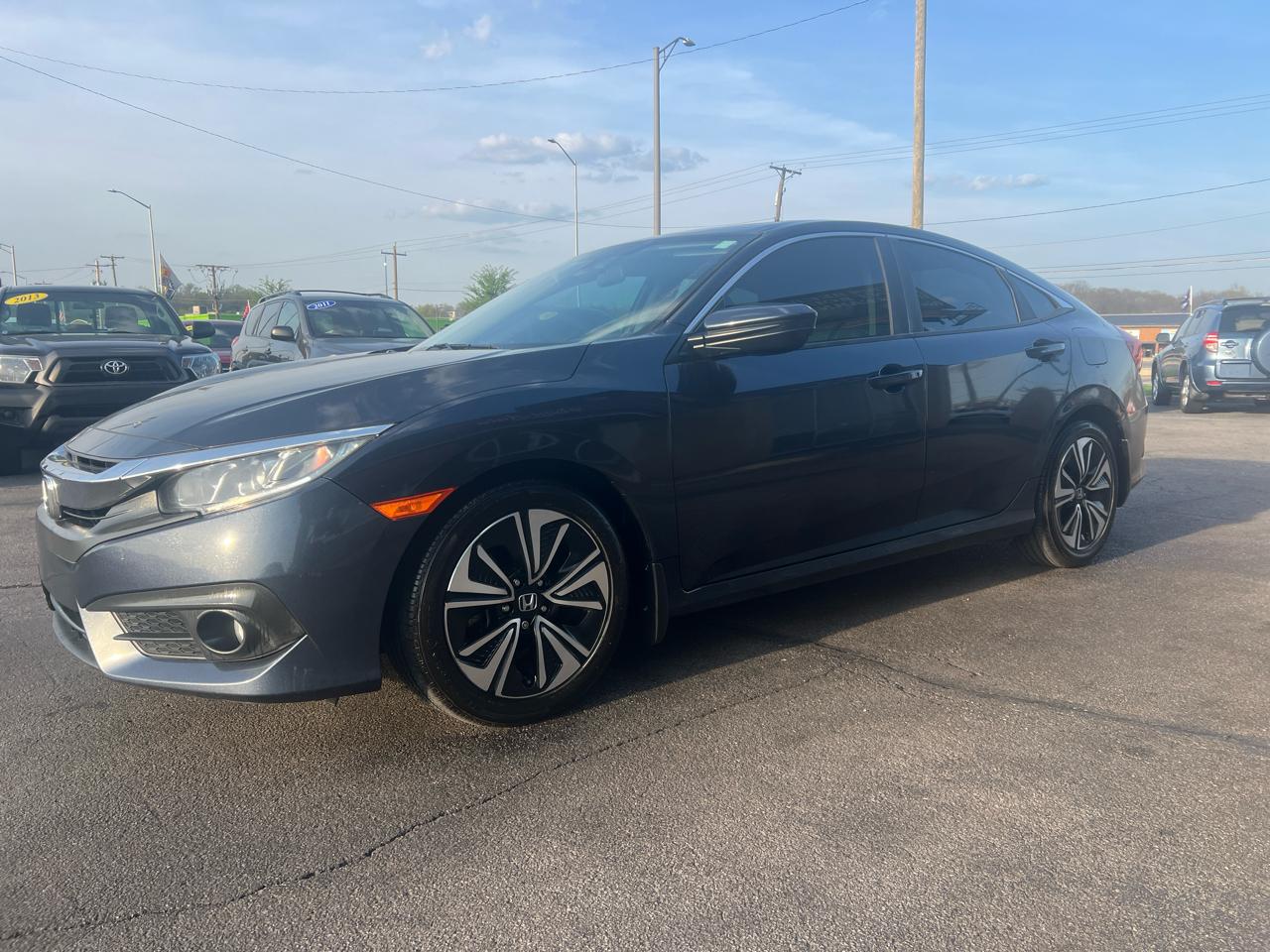 Honda Civic EX-T Sedan CVT 2017