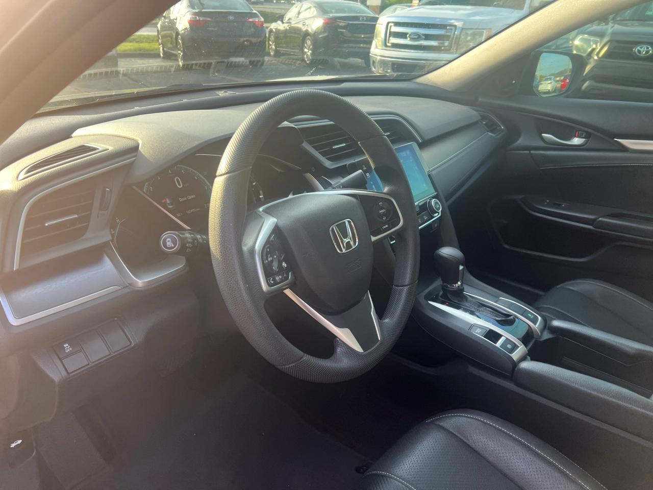 Honda Civic EX-T Sedan CVT 2017