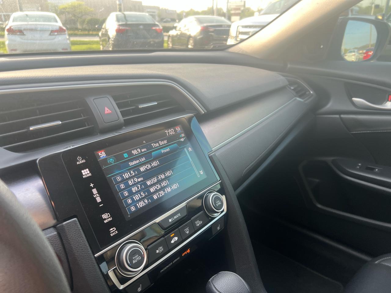 Honda Civic EX-T Sedan CVT 2017